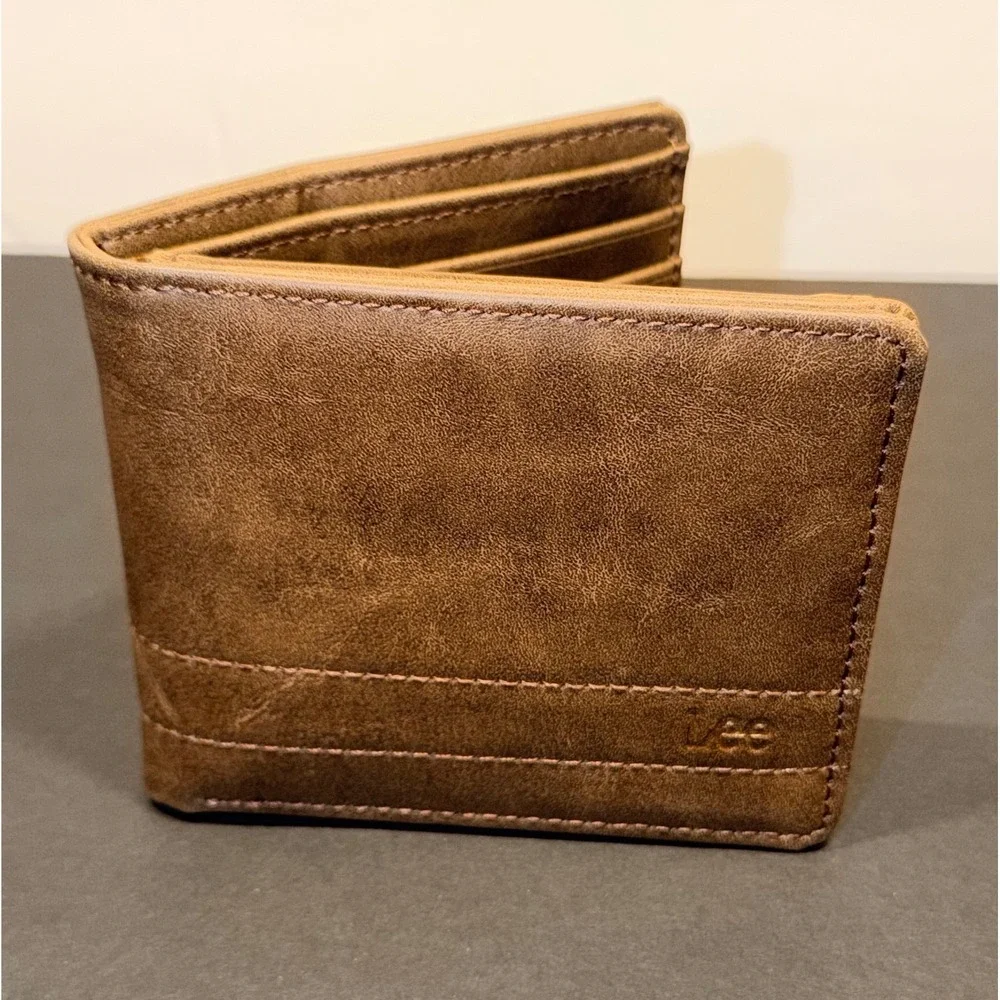 Lee Mens Bifold Wallet Brown Distressed Faux Leather ID Window Classic